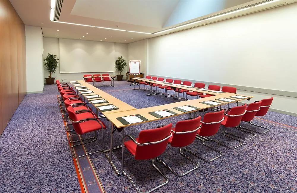 Leonardo Royal Hotel Düsseldorf Königsallee 4*,